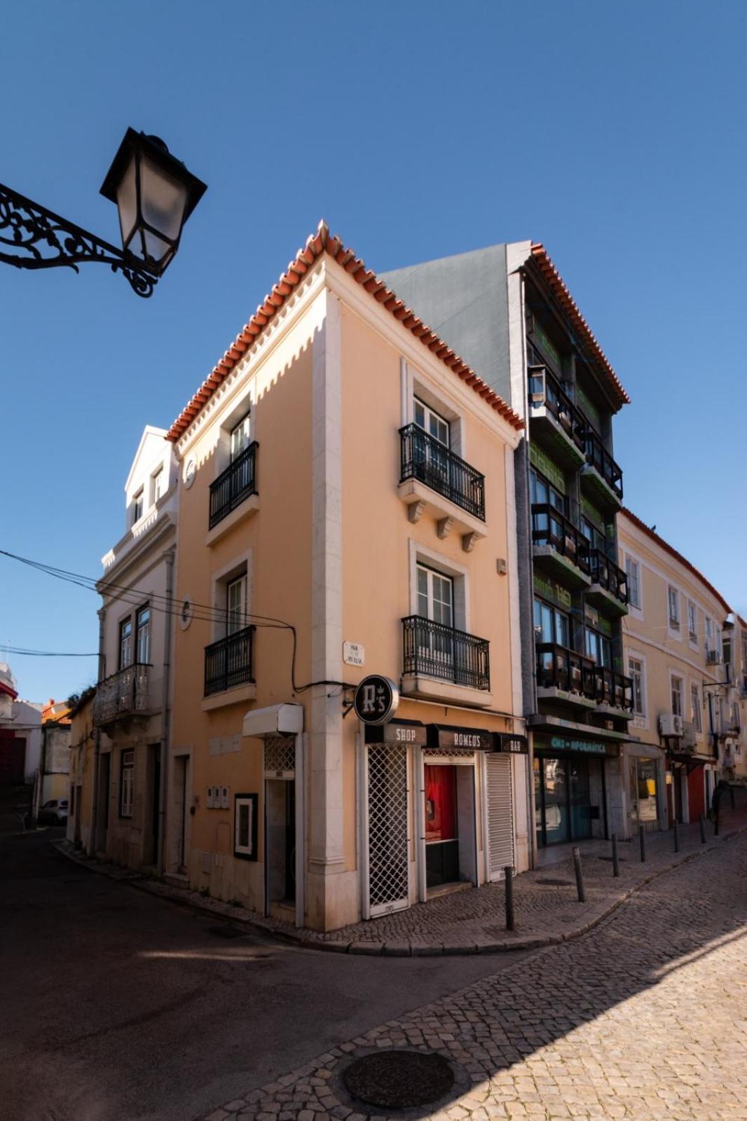 Newstar Duplex Lägenhet Setúbal Exteriör bild